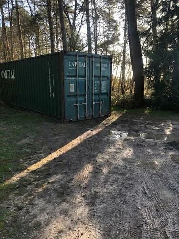 40 Ft Hc Used Shipping Containers High Cube Wind And Watertight Ipswich