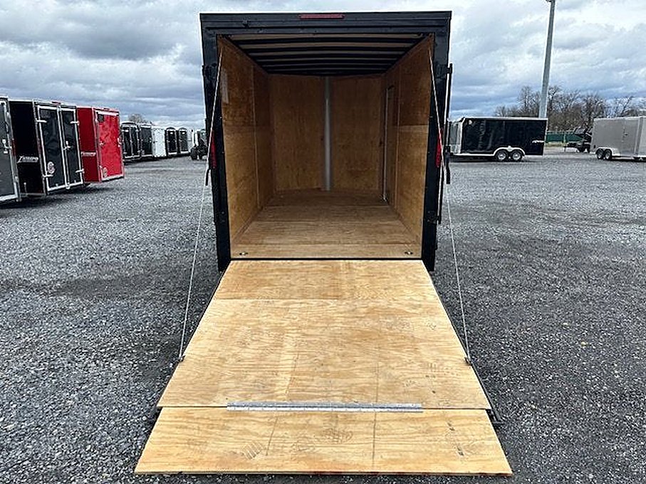 Homesteader 7 x 14 Enclosed Cargo Trailer – Black Trim OHV